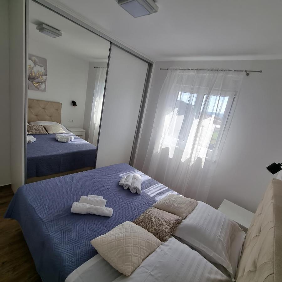 Apartments Happiness Trogir Exterior photo