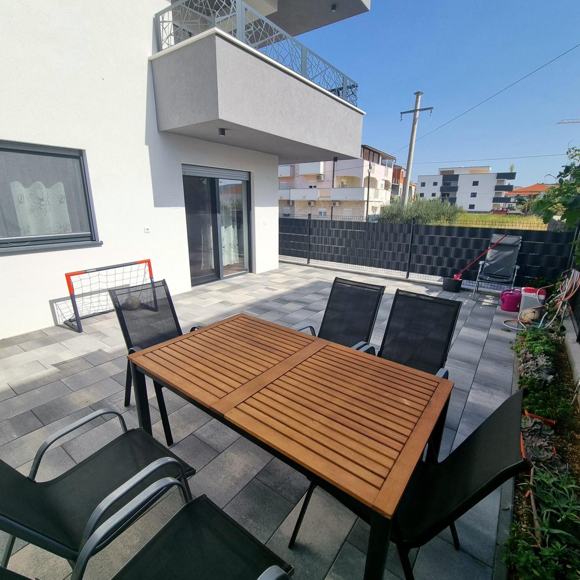 Apartments Happiness Trogir Exterior photo
